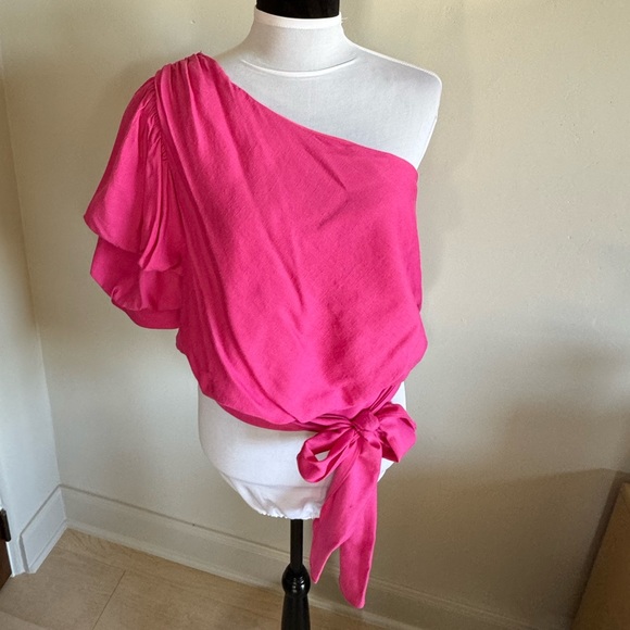 One shoulder blouse - Picture 4 of 13